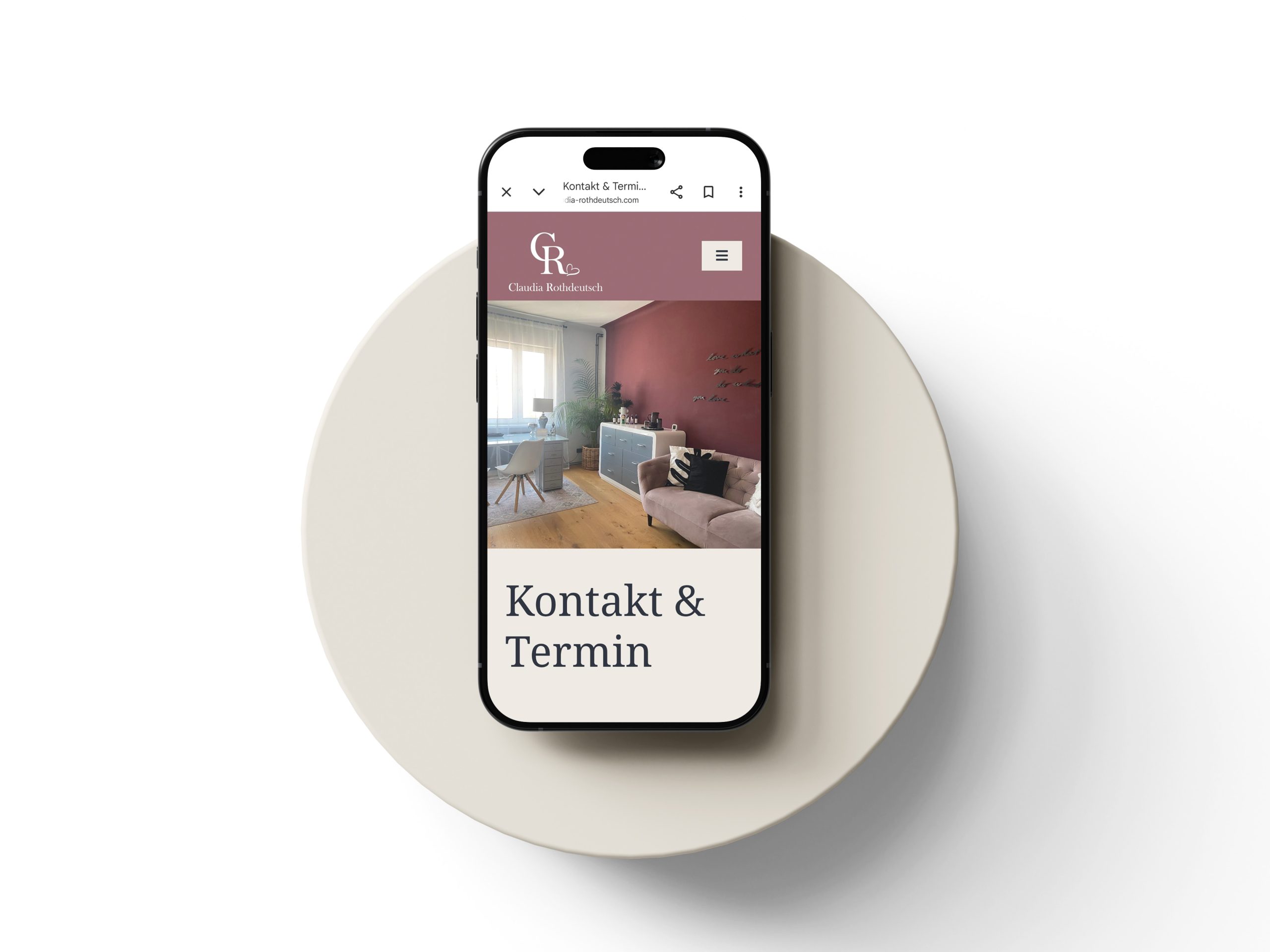 Mobile Ansicht der neugestalteten Website von Claudia Rothdeutsch.