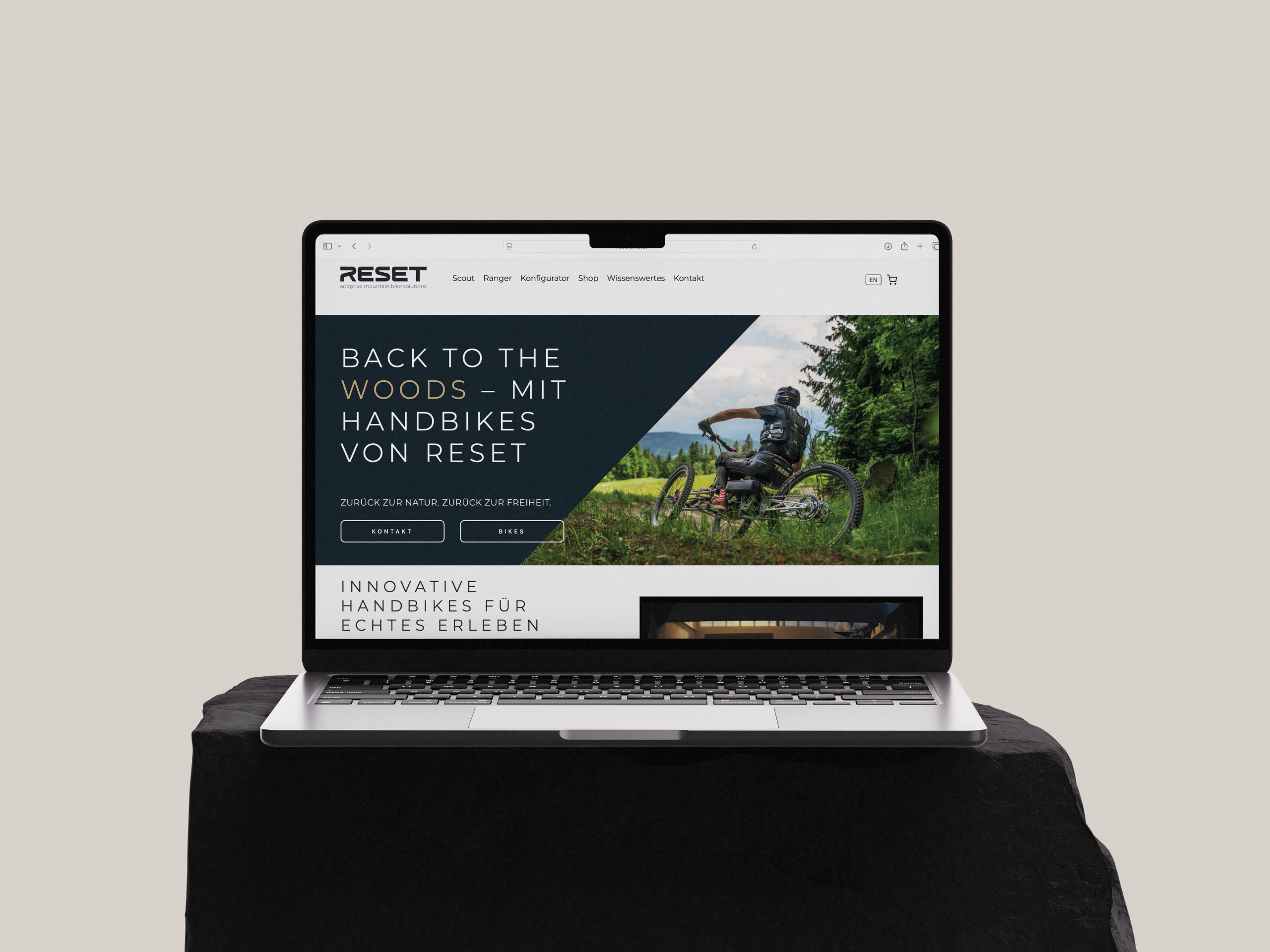 RESET-Home-Desktop Home-Seite der Website RESET am Desktop.