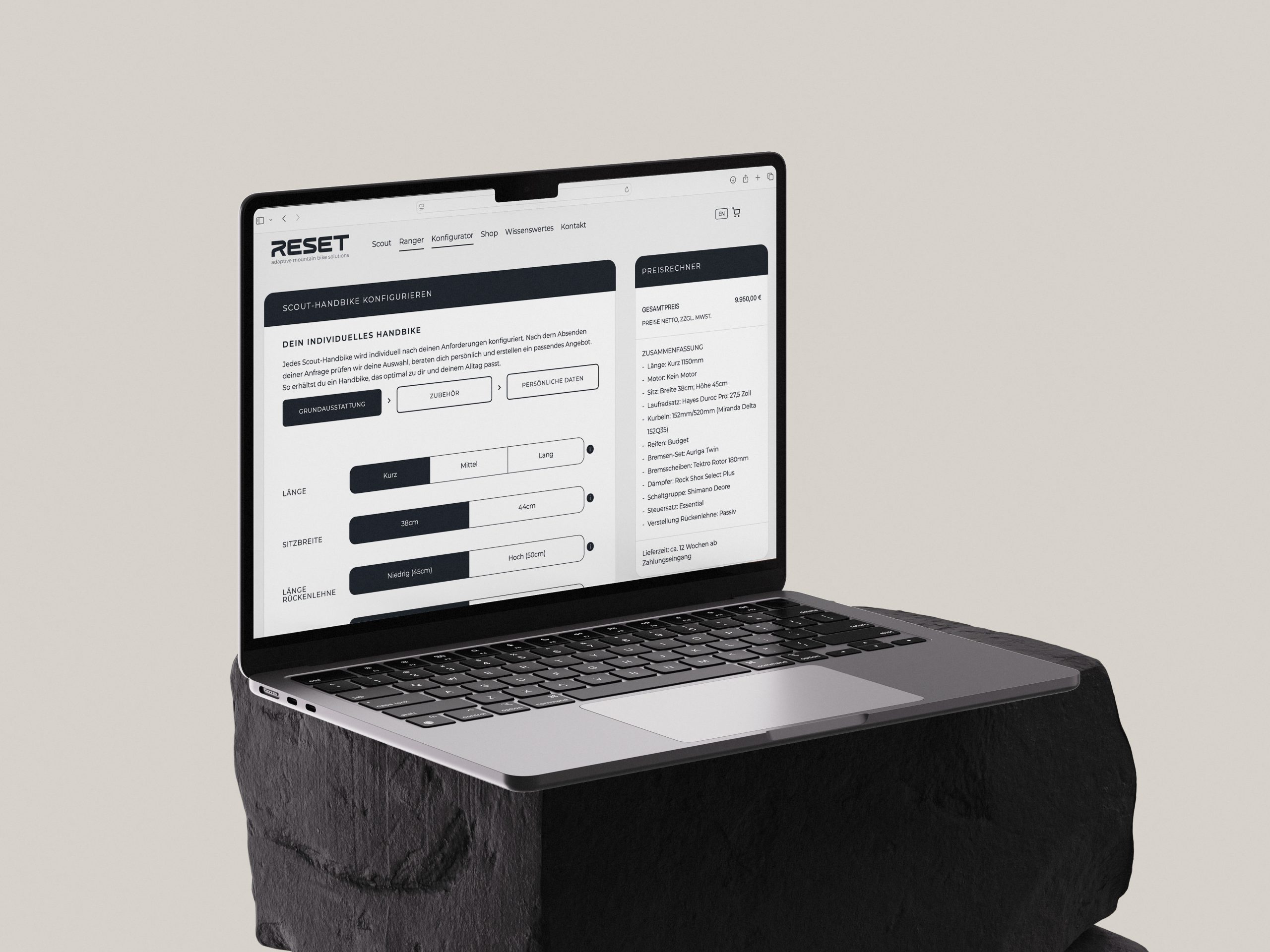 Die Reset-Website enthält einen umfangreichen Konfigurator um sich sein individuelles Handbike Scout zusammenzustellen. Ein Preisrechner rechnet automatisch mit.